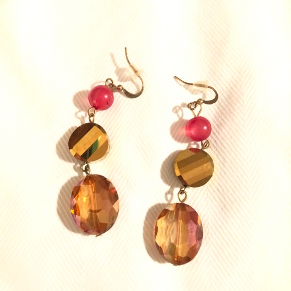 NWT Shop Style Coral/ Gold Necklace and Earring set - Picture 7 of 11